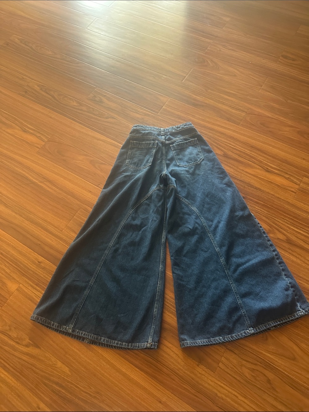 Pilcro Wide-Leg High-Rise Jeans — Blue Denim - Picture 5 of 8
